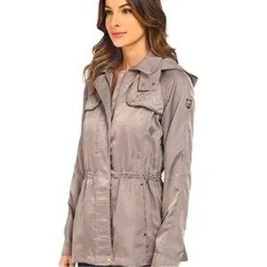 GREAT FOR All-SEASON TRAVEL! VC Anorak Jacket